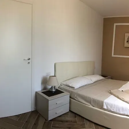 Camaldoli House Apartment Milan